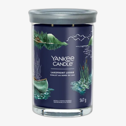 Yankee Candle Signature Scented Candle Lakefront Lodge
