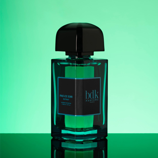 Флакон BDK Parfums Pas Ce Soir Extrait, женский парфюм