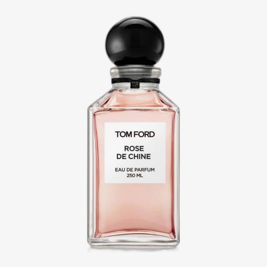 Tom Ford Rose de Chine EDP kvepalų flakonas su rožių aromatu