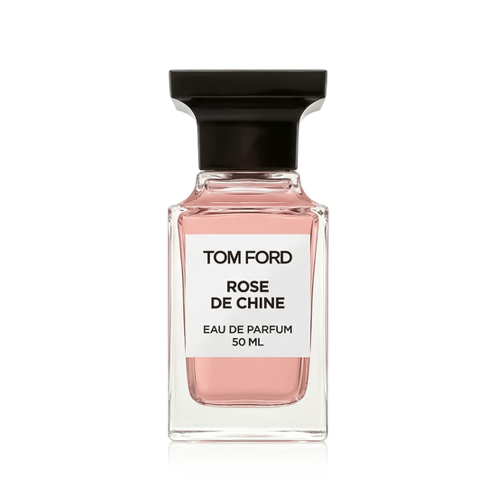 Tom Ford Rose de Chine EDP kvepalų flakonas su rožių aromatu