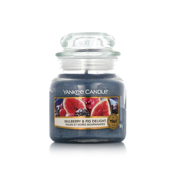 Свеча Yankee Candle Mulberry & Fig Delight в небольшой стеклянной банке