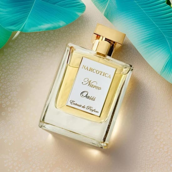 На фото флакон Narcotica Narco Oasis Extrait de Parfum