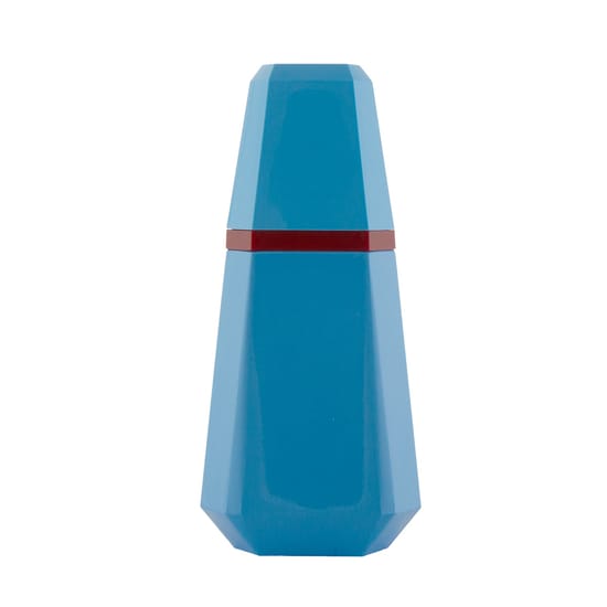 Флакон Cacharel LouLou EDP с цветочно-восточным ароматом