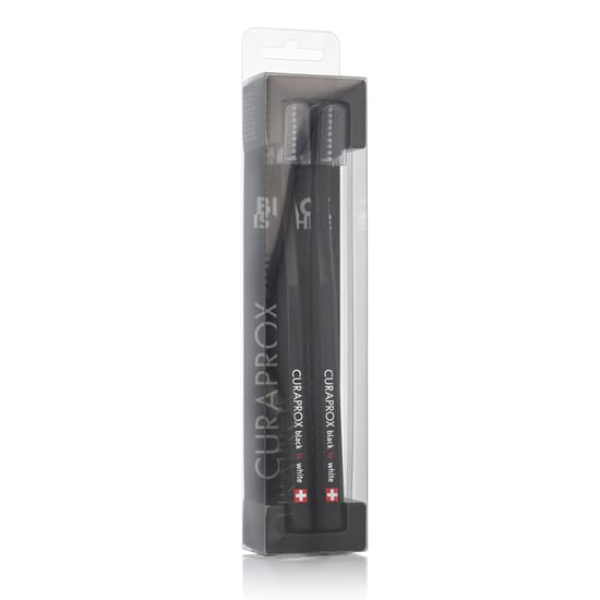 Curaprox 5460 Black is White Edition itin minkštų dantų šepetėlių rinkinys