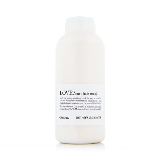 Маска Davines LOVE Curl для кудрявых волос на изображении