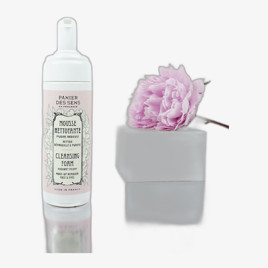Panier des Sens Radiant Peony Cleansing Foam face cleanser product image