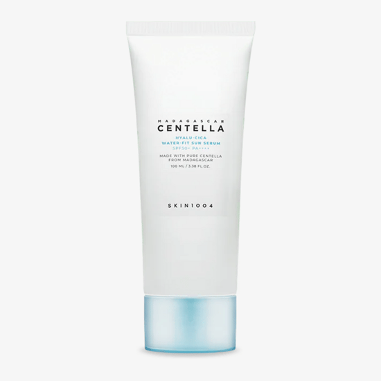 SKIN1004 Madagascar Centella Hyalu-Cica Water-Fit saulės serumas veidui