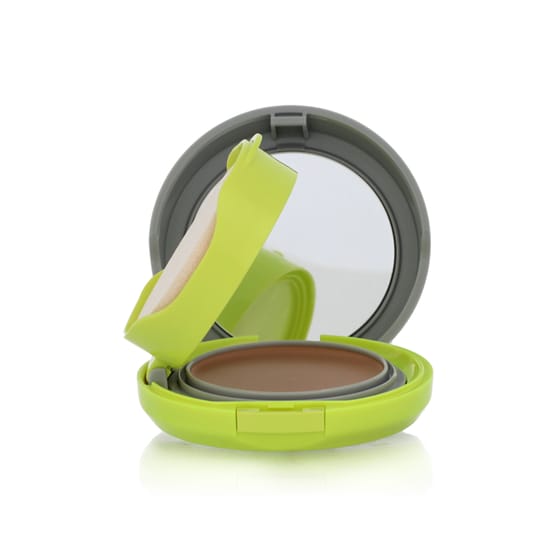 Shiseido WetForce Quick Dry Sports BB Compact SPF 50+ in Medium Dark