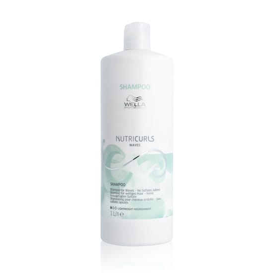 Шампунь Wella Nutricurls Waves для бережного ухода за волнистыми волосами