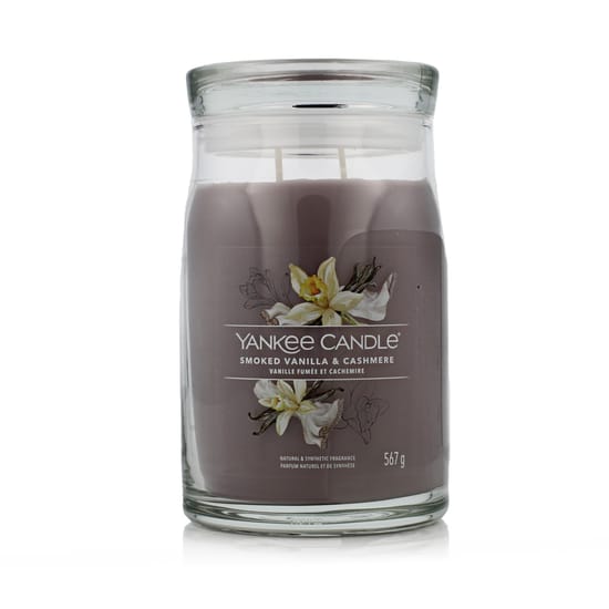 Yankee Candle Signature scented candle in Smoked Vanilla & Cashmere