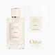 Флакон парфюмерной воды Chloé Atelier des Fleurs Neroli крупным планом